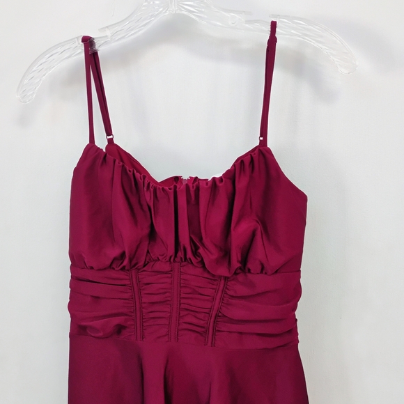 Emerald Sundae Burgundy Flare Dress - Picture 2 of 4